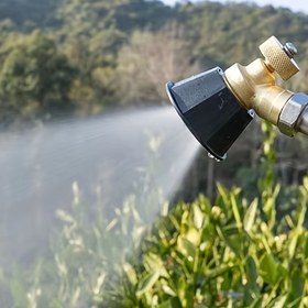 Resim 1 adet Yüksek Basınçlı Metal Bahçe Hortumu Nozulu, Bahçe ve Çim Sulama için Ayarlanabilir Atomizer, Bahçıvanlar için Dayanıklı Metal Malzeme 