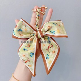 Resim Silver1 Gıoıo Yeni Ipek Eşarp Anahtarlık Kişiselleştirilmiş Inci Papyon Çanta Çekicilik Dokuma Anahtarlık (Yurt Dışından) 