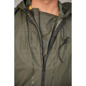 Resim Muson Su Geçirmez Yeşil Boy Tulum Yağmurluk – Fermuarlı Kapüşonlu Çizme Entegreli Tek Parça Koruyucu Giysi – Balıkçılık, Tarım, Inşaat ve Yağmurlu Havalarda Dış Mekan Kullanımına Uygun 