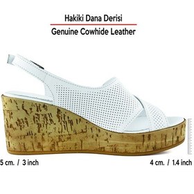 Resim Erkan Saçmacı Serie Beyaz Hakiki Dana Derisi Delik Detaylı Mantar Taban Görünümlü Dolgu Topuklu Slingback Sandalet 