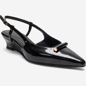 Resim Luvishoes Rhea Siyah Rugan Tokalı Kadın Mini Dolgu Topuklu Ayakkabı 