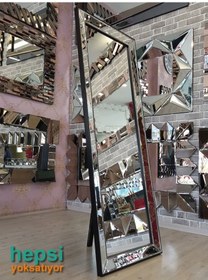 Resim Ayna Çerçeveli Model Siyah Renk Ayaklı Boy Aynası Siyah 