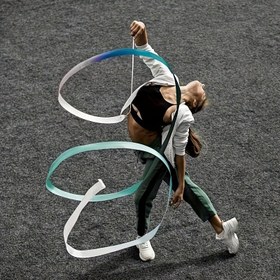 Resim Yetişkinler için 4m İpek Jimnastik Kurdelesi - Canlı Mavi & Yeşil Performans ve Eğitim Aksesuarı, İç Mekan Jimnastik Aktiviteleri için Dayanıklı Cheerleading Kurdelesi, Kızlar için Jimnastik Hediyeleri 