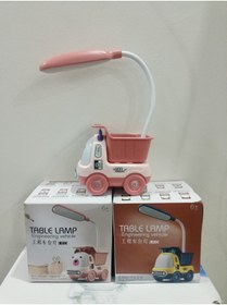Resim Genel Markalar Sevimli pembe kamyon masa lambası, şık ve fonksiyonel çocuk odası aydınlatması 