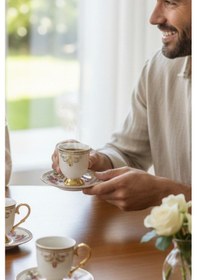 Resim 6 Kişilik Porselen Yaldızlı Kahve Fincanı Çiçekli Arz/0125 Diğer 