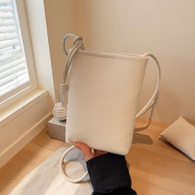 Resim Kadınlar için Mini Crossbody Çantası - Ayarlanabilir Askı, Manyetik Kapanış, Sentetik Sentetik Suni Deri, Pembe Detaylı Beyaz, Günlük Kullanım, Alışveriş ve Rahat Gezintiler için Çok Yönlü, Crossbody Çanta, Günlük Aksesuar, Modern Aksesuar, Metalik Toka 