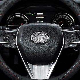 Resim İdeal Aksesuar Toyota Taşlı Direksiyon Logosu Kristal Toyota Stone Steering Wheel Logo Crystal Arma Iç Logo 