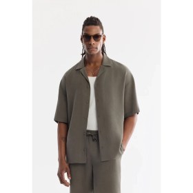 Resim AVVA Erkek Haki Apaj Yaka Nefes Alan Soft Touch Kısa Kollu Oversize Fit Gömlek A61Y2006 