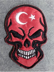 Resim Akıncı Askeri Malzeme Kuru Kafalı Nakışlı Arma Arkası Cırtlı 