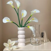 Resim 3 adet/6 adet Zarif Beyaz Yapay At Ayaklı Lili Buketi, 24.8 inç Kalın Çatal - Anneler Günü, Paskalya, Düğün ve Nişan Süslemeleri için Uygun 