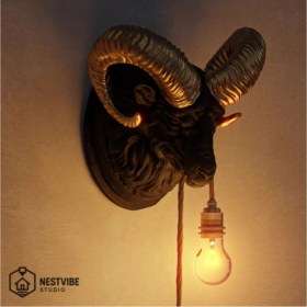 Resim Dekoratif Altın Boynuzlu Koç Başlı Duvar Lambası Şık ve Modern Aydınlatma 