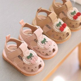 Resim Bebe Kız Prenses Yürüyüş Ayakkabıları Ayarlanabilir Kanca ve Halka Kapatma ile, Yumuşak PU Taban ve Meyve Süslemeleri - Hafif Nefes Alabilen Çocuk Ayakkabıları 6-12 Ay için, Pembe ve Bej, Ayarlanabilir Çocuk Ayakkabıları | Çekici Çocuk Sandaletleri | Pu Tabanlı Ayakkabılar, Bebek Ayakkabıları 