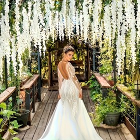 Resim 40 Adet Yapay Wisteria Asma Dekoru - Mor, Beyaz ve Pembe Sahte Sarmalı Garland; Nikah Kemerleri/Partiler//Bahçeler Ve Ev Duvar Tavan Süslemesi İnceleme. Sevgililere Özel Günleri Şıklaştırın – Kolaysız Bakım Partisi, Çiçeksiz Baharatlar Plastik Flora Gerçekist Foliyaj Organizer Tatili Alışveriş Sever 