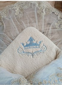 Resim Yenidoğan Kuzulu Taç Nakış Güpürlü Fiyonklu Duvaklı Prizma Taş Unisex Kundak Bebek Battaniyesi Çok Renkli 
