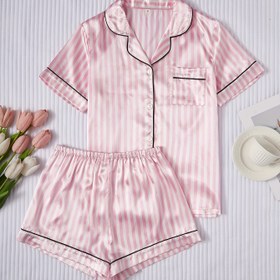 Resim Kadınlar İçin Açık Ön Yaka Şık Desenli Kısa Kollu Pijama Takımı 
