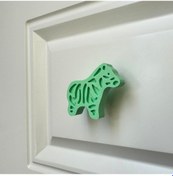 Resim Pomerol Yeşil Zebra Dolap Kulpu - Çocuk Odası, Mutfak Ve Banyo İçin Sevimli Ve Dayanıklı Mobilya Kulp D 
