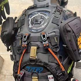 Resim Motosiklet Sürücüleri İçin MOLLE Sistemli ve Koruma Yeleği Özellikli Yelek Ekipman Saklama Çantası. 