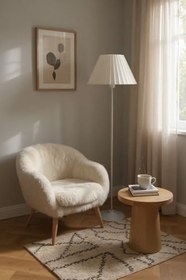 Resim Beyaz Pileli Başlıklı Metal Gövdeli Modern Lambader Kalp detay oturma odası salon aydınlatma 