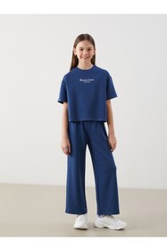 Resim LC Waikiki UZG STORE'dan Stil Sahiplerine Sıfır Roba Yaka Soft Touch Kız Çocuk T-shirt ve Eşofman Altı 