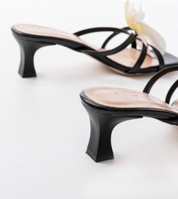 Resim S-622 Siyah Orkide Detaylı İnce Topuklu Kadın Terlik Siyah 