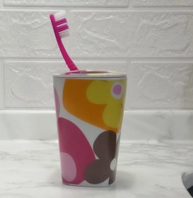 Resim 2 Adet Diş Fırçalık Kırmızı Papatya Melamin 7x7x11cm Banyo Seti Çok Renkli 