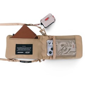 Resim Skinarma Sling Pouch Juno Cross-Hatch Desenli Naylon Scout Boyun Askı Kayışlı Çapraz Vücut Çantası Haki 