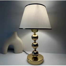 Resim Elegance Gold Metal Ayaklı Şeritli Kumaş Başlık Abajur Dekoratif Gece Lambası Altın - Krem 