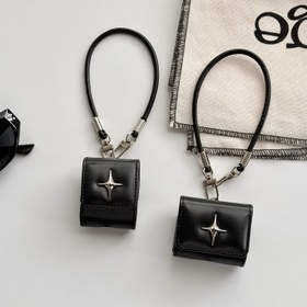 Resim AirPods 1 2 3 4 Pro Pro2 için Lüks Moda Kuzey Yıldızı Metal Stereoskopik Şekil Desenli Siyah Flip Kapaklı Kulaklık Kılıfı ve Siyah Askılık 