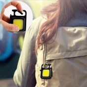Resim Mini 30 Ledli Mıknatıslı Anahtarlık Flash Kamp Lambası Askılı Kapak Açacaklı Şarjlı Fener 