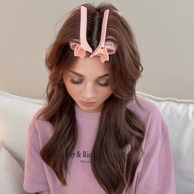 Resim İki Paket Saç Kökleri Kabarık Klipsler Saç Bukleleri Hacim Bukleleri Kök Klipsleri Doğal Kabarık Anında Saçlar Isı Olmayan Bukleler Isı Olmayan DIY Stil Aracı Uzun ve Kısa Saç Bukleleri 
