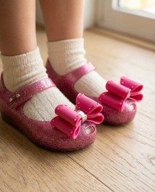 Resim Mini Melissa Ultragirl Classic Bow Simli Pembe Fiyonklu Kız Bebek & Çocuk Babeti | 22-30 Numara | Melflex® Vegan | İkonik Kokulu 
