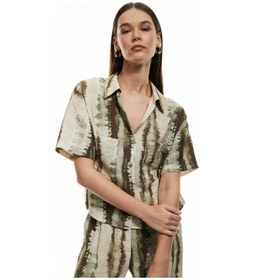 Resim Koton Aplike Çift Cep Detaylı Batik Desenli Viskon Kısa Kollu Crop Gömlek Yeşil Desenli 5sak60299pw Yeşil Desenli Yeşil 