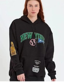 Resim Baskılı Kapüşonlu Sweatshirt - Siyah Karışık Çok Renkli 