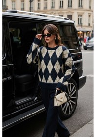 Resim Lela Oversize Fit Bisiklet Yaka Baklava Desenli Yumuşak Dokulu Bayan Kazak 4616223 Lacivert 