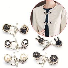 Resim Kadınlar için 2/4/6/8 Set Dikişsiz Çıkarılabilir Plastik Giysi Düğmeleri - Kalp, Yıldız, Tavşan, İnci & Çiçek Desenli Dekoratif Anne Düğmeleri, Kazaklar, Hırkalar, Ceketler (Beyaz/Siyah) için Karışık Stiller, Kıyafetler için Düğmeler, Mont Süslemeleri, Oyunbaz Tasarımlar, Hafif Aksesuarlar, Stil Tutkunları, Kazak Süslemeleri, Yıldız Tasarım, Dayanıklı Malzeme, Moda Severler 