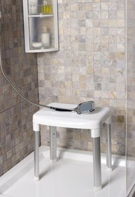 Resim Cappadocıa Paslanmaz Aluminyum Geniş Yüzeyli Banyo Taburesi 130 Kg Taşıma Kapasitesi 