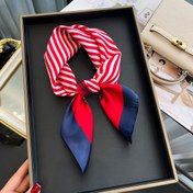 Resim Şık Polyester Moda Eşarp 60x60cm - Çizgili Desen Kare Eşarp, Dekoratif ve Güneş Geçirmez, Kadınlar İçin Baskılı Profesyonel Boyunbağı, Esnemez, Dışarı Çıkmaya Uygun 
