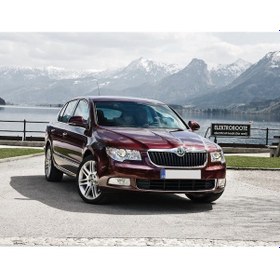 Resim Skoda Superb 2009-2013 Ön Panjur Panel Sol Üst Kapağı 3T0807081 