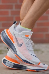Resim Nike Zoomx Invincible Run Flyknit 3 Road Running Erkek Koşu Antrenman Ayakkabısı Krem-turuncu 