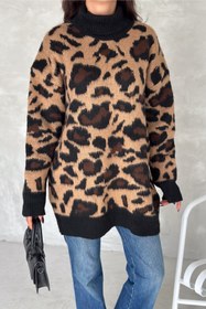 Resim FEMELLE Kadın Leopar Desen Standart Beden Oversize Boğazlı Triko Kazak 