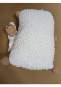Resim Amigurumi Kuzu Yastık 33x42 Ebatlarında Yastık Ve Oyuncak 