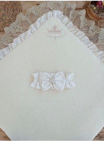 Resim Yenidoğan Wool Yün Kumaş Taç Nakışlı Güpür Duvaklı Fiyonk Prizma Taş Unisex Kundak Bebek Battaniyesi Bej 