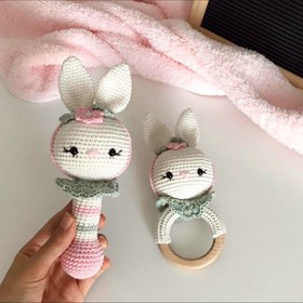 Resim Amigurumi Tavşan Çıngırak Çiçekli - Tutmalı Çıngırak 