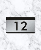 Resim Siyah Pleksi - Gümüş Metal Daire Kapı Numarası No:12 