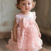 Resim Kızlar için yeni yazlık kolsuz elbise, pembe prenses düğün elbisesi ile 3D gül ve kurdele detayları içerir, özel günler için mükemmel 