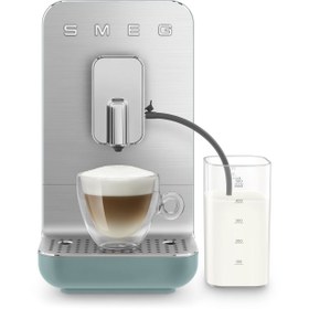 Resim Smeg Zümrüt Yeşili 50s Style BCC13EGMEU Otomatik Süt Tanklı Espresso Kahve Makinesi 