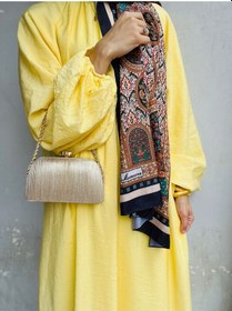 Resim Kadın Altın Çupra Zincir Detaylı Uzun Zincir Askılı Abiye Çanta Telefon Kullanımına Uygun Altın 