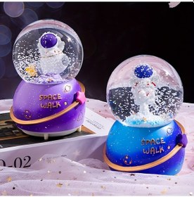 Resim Orta Boy Astronot Tasarımlı Kar Küresi 1 Adet 1 Adet 