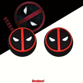 Resim 2 Adet Deadpool Silikon Oyun Kumandası Kılıfı - Kaymaz Tasarımlı, Yumuşak ve Esnek PS4/PS5/Xbox Koruyucu Kılıf, İkonik Deadpool Maskesi ve Ağ Desenli, Başparmak Tutma Yaprağı ile Dayanıklı Aksesuar 