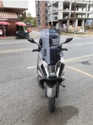 Resim Motocam Kymco Skytown 125 Siperlik Ön Cam 2023 2024 Model 72cm Açıkfüme Renkli 4mm Uzun Cam 